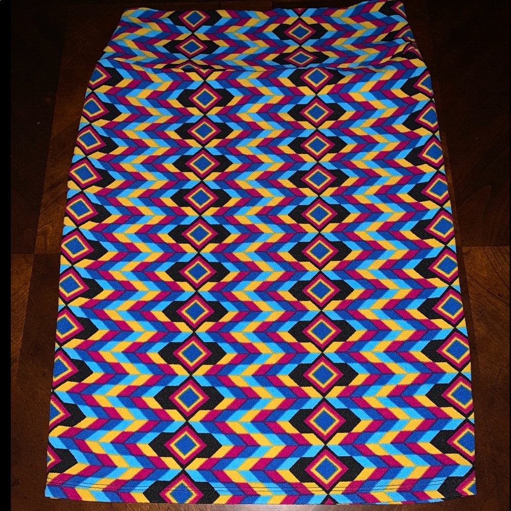LulaRoe Cassie Skirt